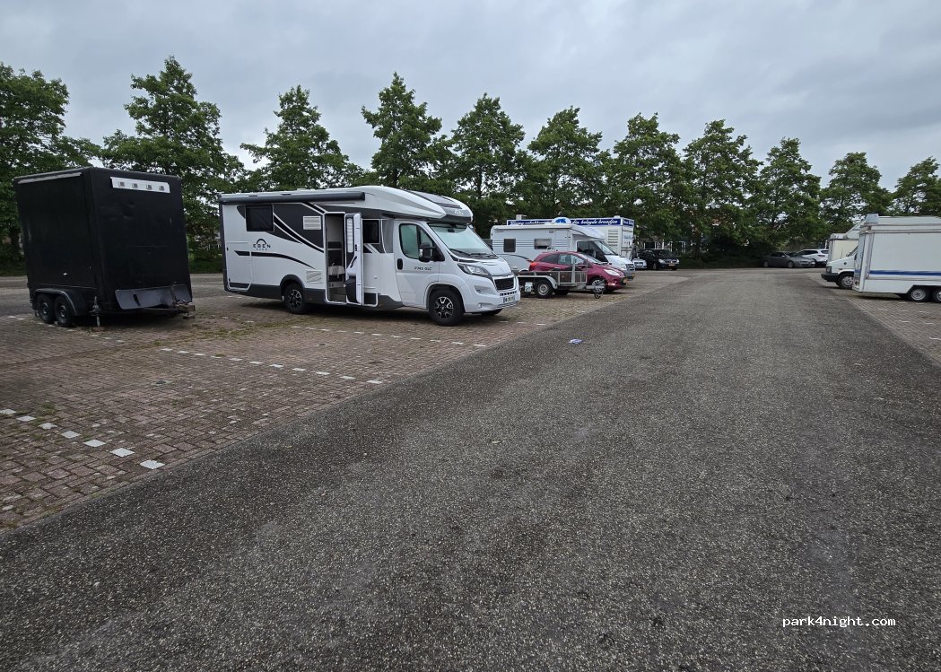 (1131 PM) Volendam - 1 Strandweg — foto 5