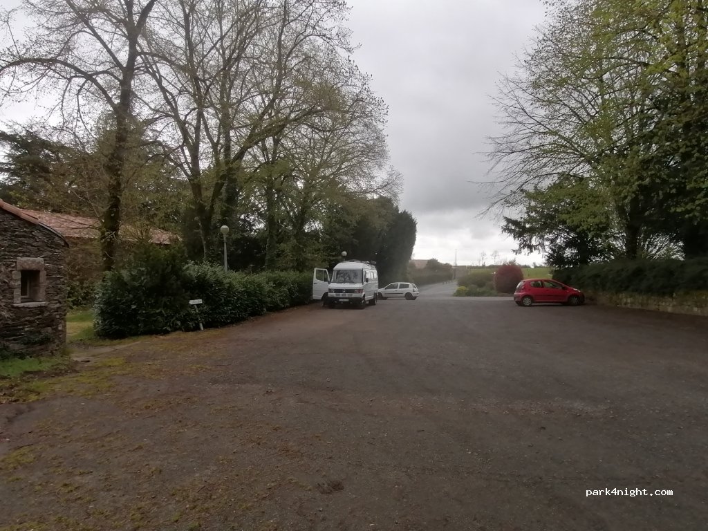 (49122) Bégrolles-en-Mauges - Abbaye de Bellefontaine — foto