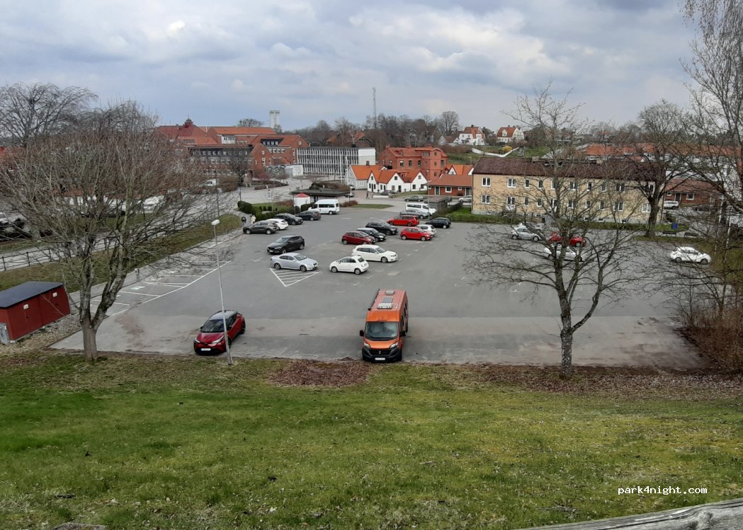 (312 30) Laholm - 2 Tivolivägen — foto