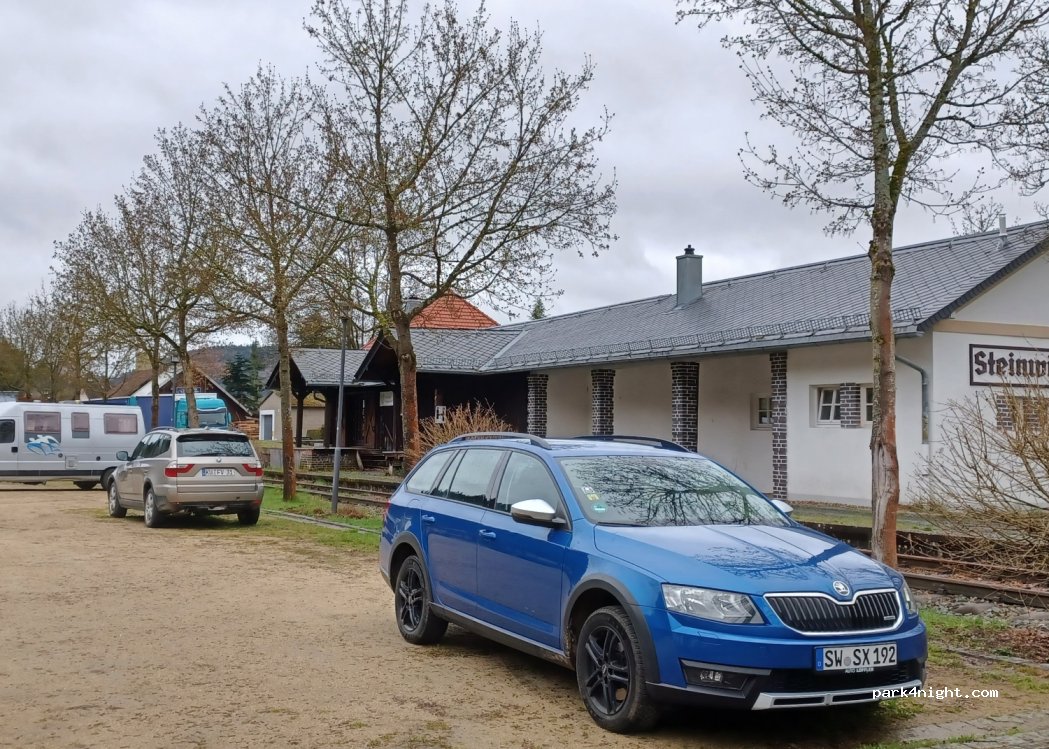 (96349) Steinwiesen - 9 Bahnhofstraße — foto