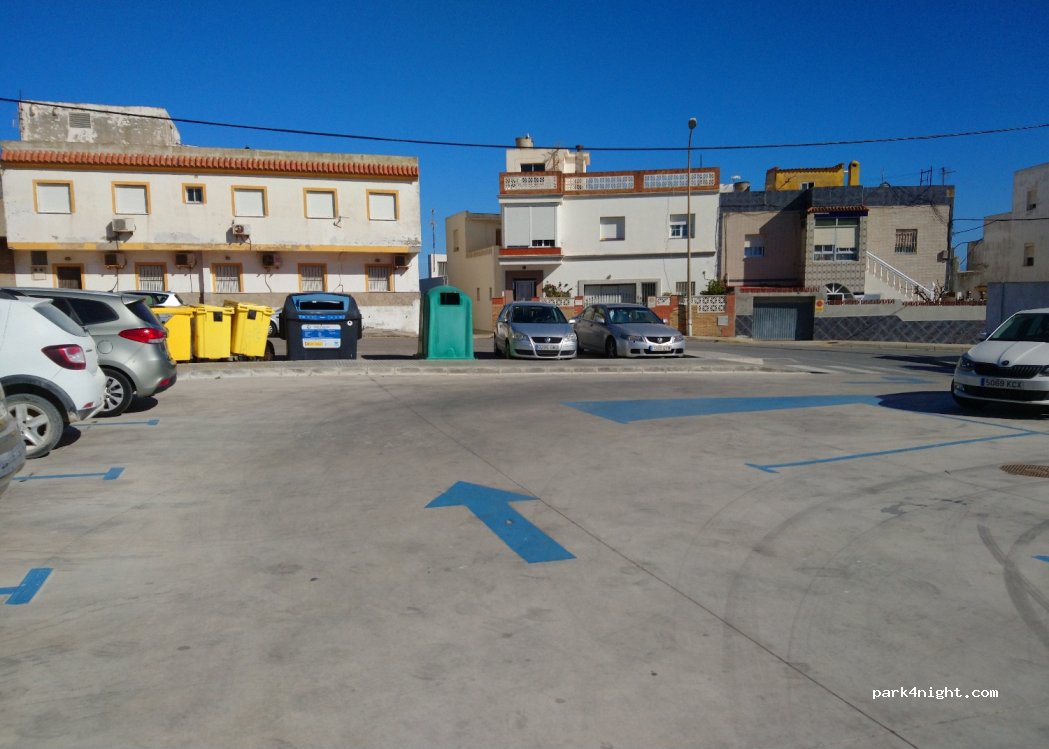 (11380) Tarifa - 3 Barriada Virgen del Sol — foto 2