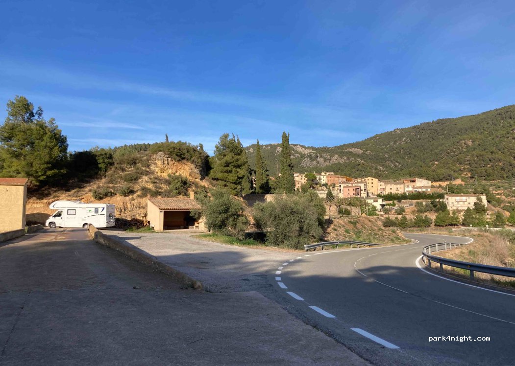 (43373) Cabacés - Unnamed Road — foto