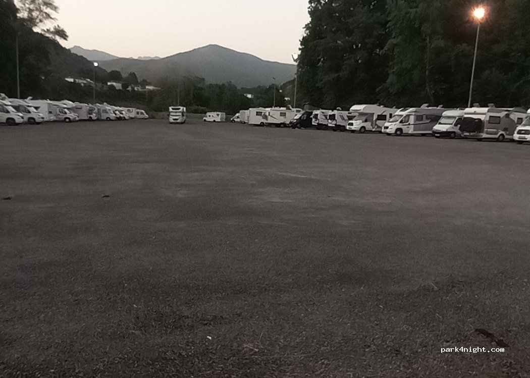 (65100) Lourdes - 24 Boulevard du Gave — foto 3