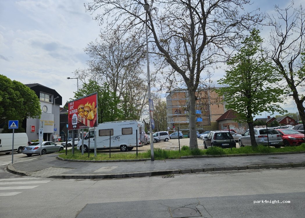 (8600) Siófok - 4 Vilma utca — foto 2