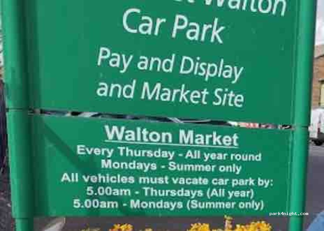 (CO14 8AS) Walton on the Naze - 44 The Parade — foto