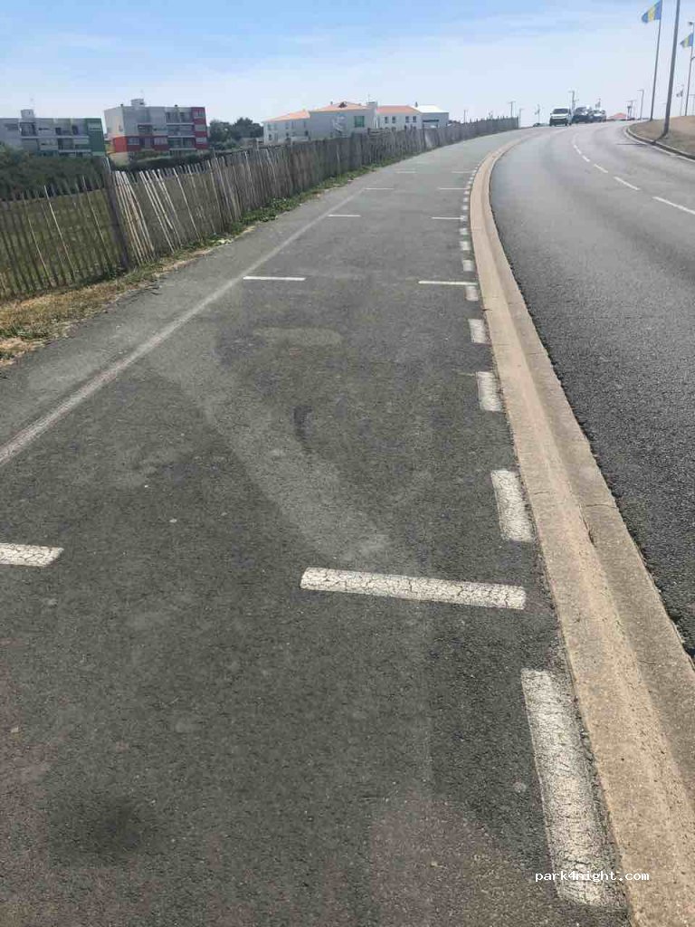 (17340) Châtelaillon-Plage - 8 Avenue de la Falaise — foto 2