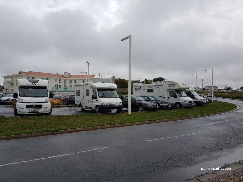 (17340) Châtelaillon-Plage - 8 Avenue de la Falaise — foto 3