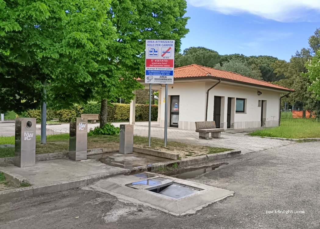 Parcheggio Saba S. Maria degli Angeli — foto 2