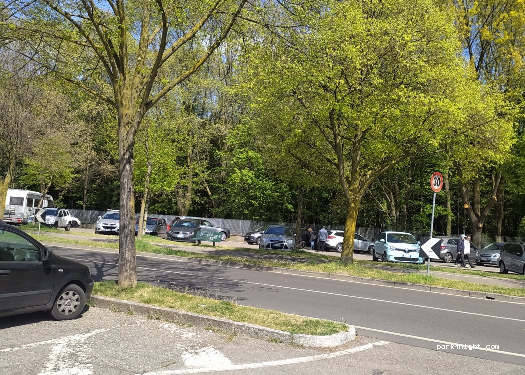 (20822) Seveso - 54 Viale Redipuglia — foto 2
