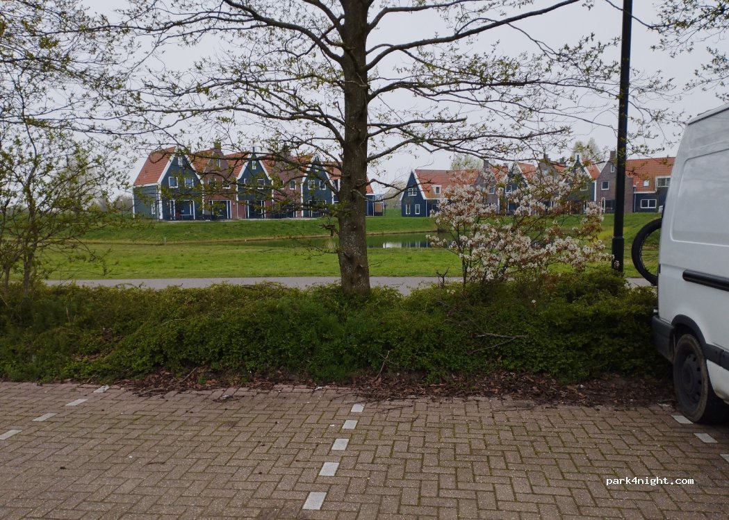 (1131 PM) Volendam - 1 Strandweg — foto 3