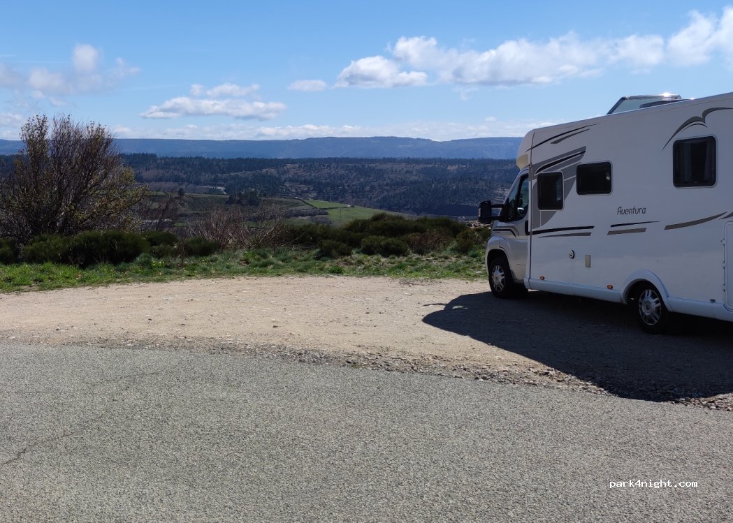 (48250) La Bastide-Puylaurent - Unnamed Road — foto
