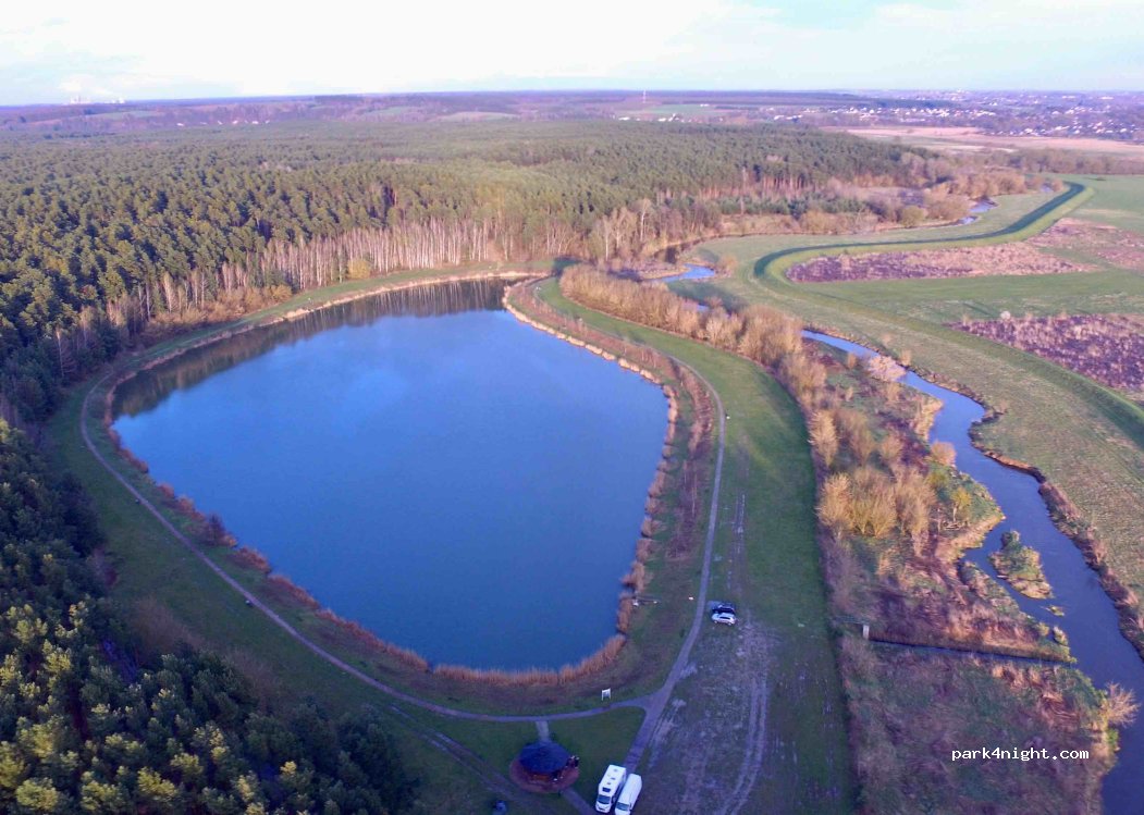 (27-440) Ćmielów - Unnamed Road — foto