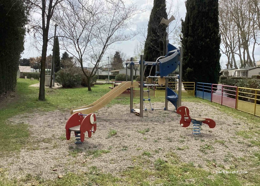 CAMPING DE LA DURANCE — foto 3
