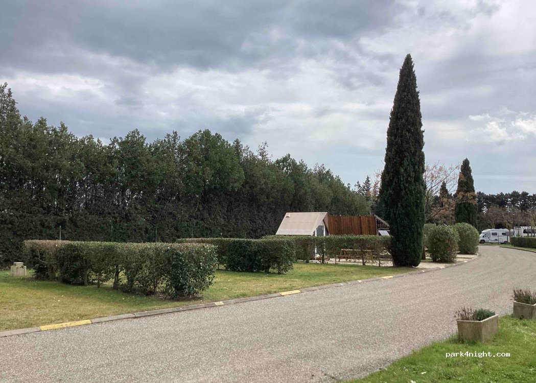 CAMPING DE LA DURANCE — foto 4