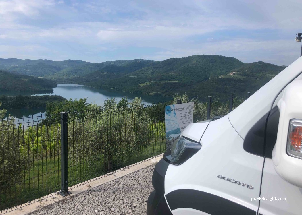 (52420) Šćulci - Unnamed Road — foto 3