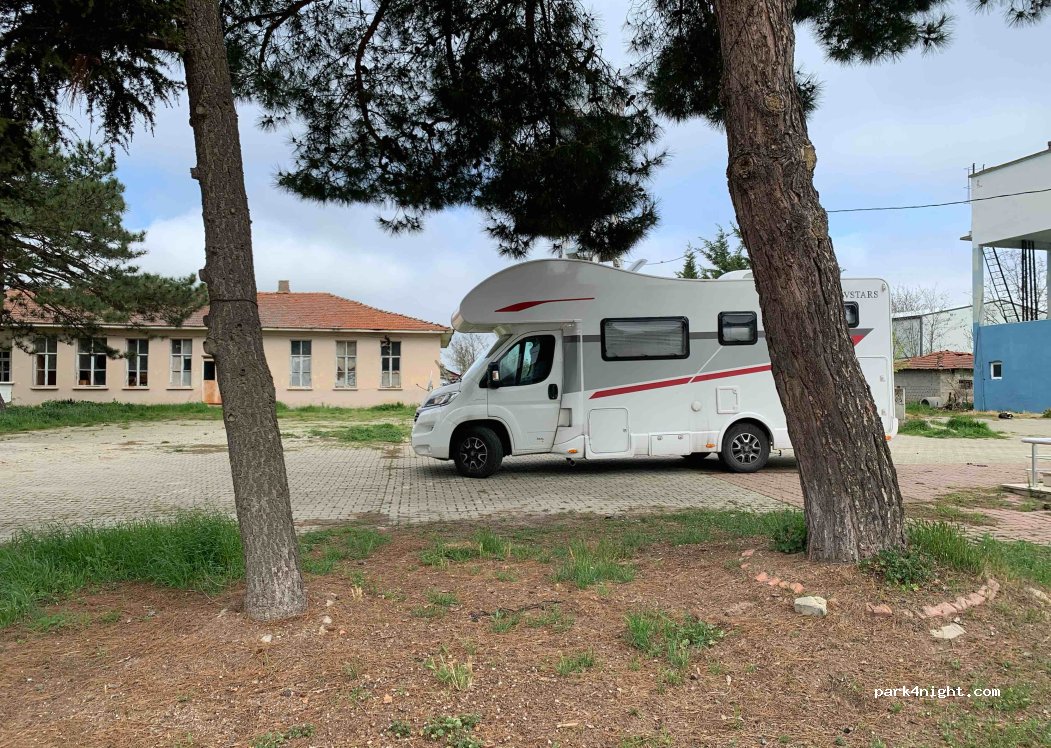 (59600) Saray - 35 Demirler Köyü Yolu — foto