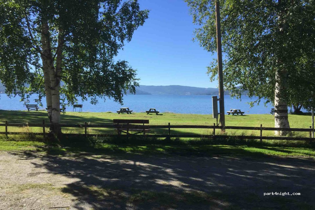 (2860)  - 2427 Vestsidevegen — foto