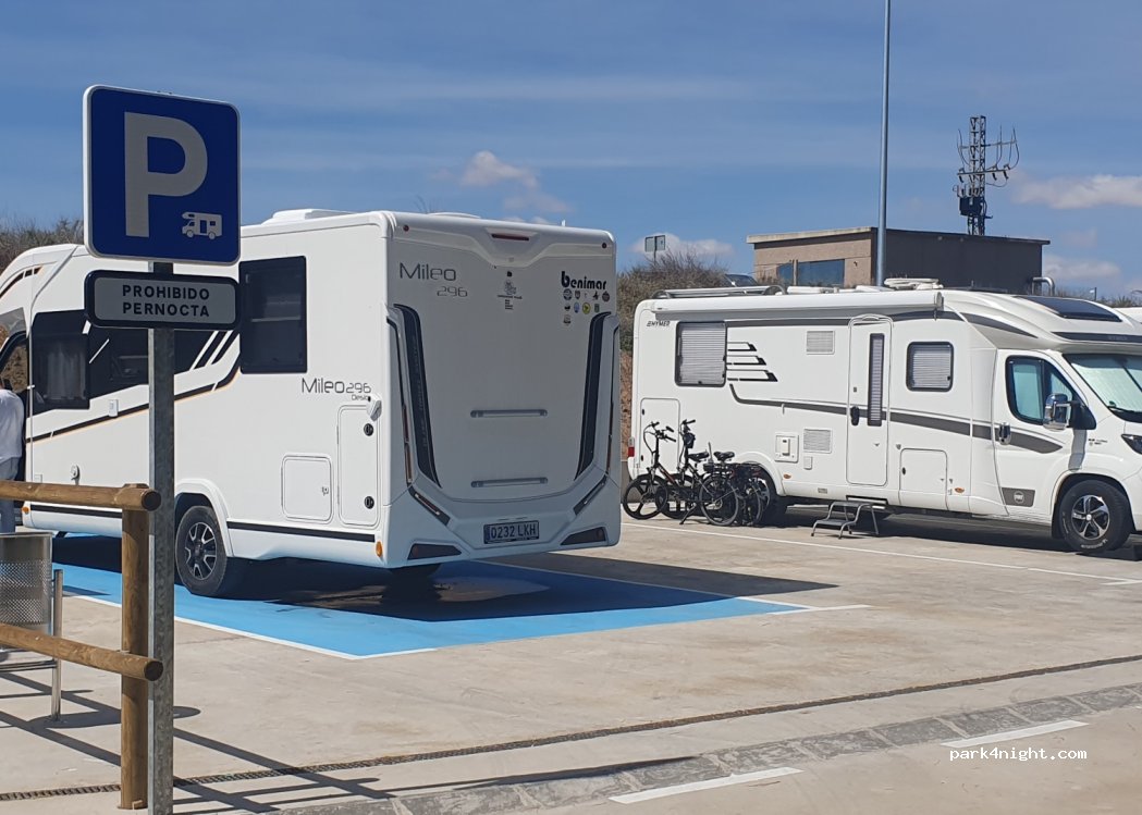 Área autocaravanas Escatrón — foto 4