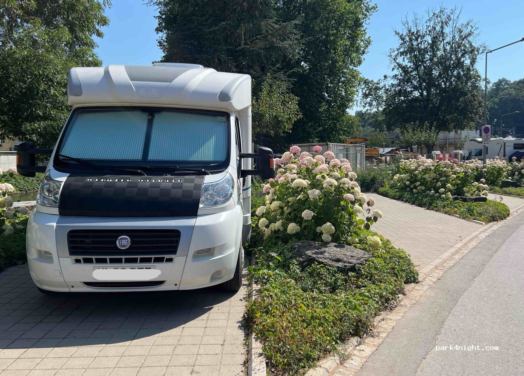 Parking camping-cars Blvd. Gr.-D. Charlotte — foto 4