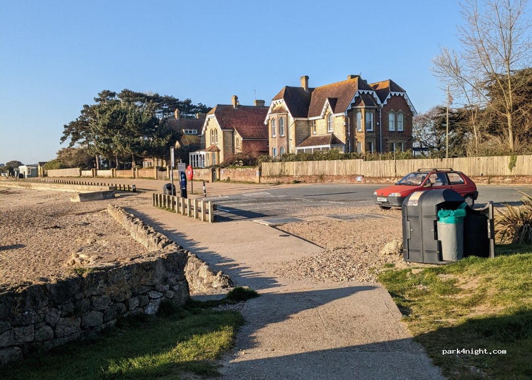 (PO33 1XY) Saint Helens - 3 Duver Road — foto