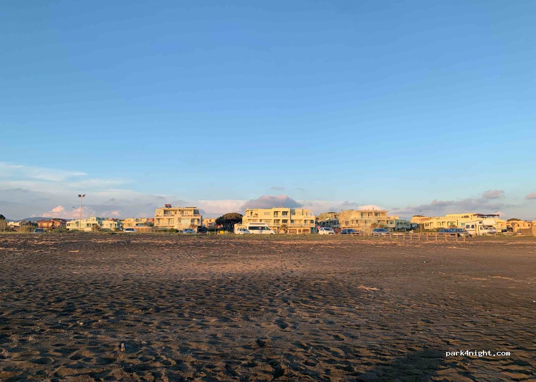 (00052) Marina di Cerveteri - 9 Lungomare dei Navigatori Etruschi — foto