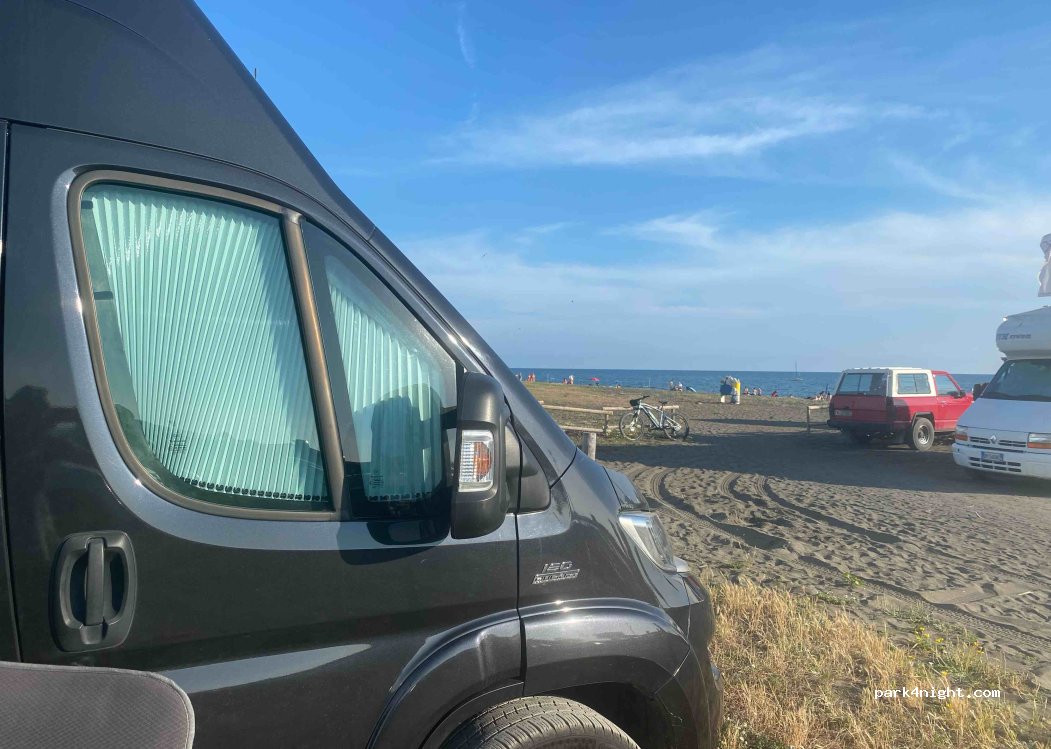 (00052) Marina di Cerveteri - 9 Lungomare dei Navigatori Etruschi — foto 2