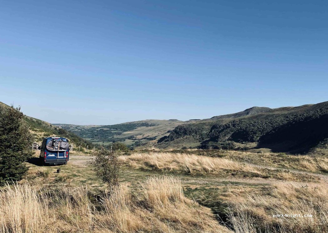 (15400) Le Claux - 100 Route du Puy Mary — foto 4