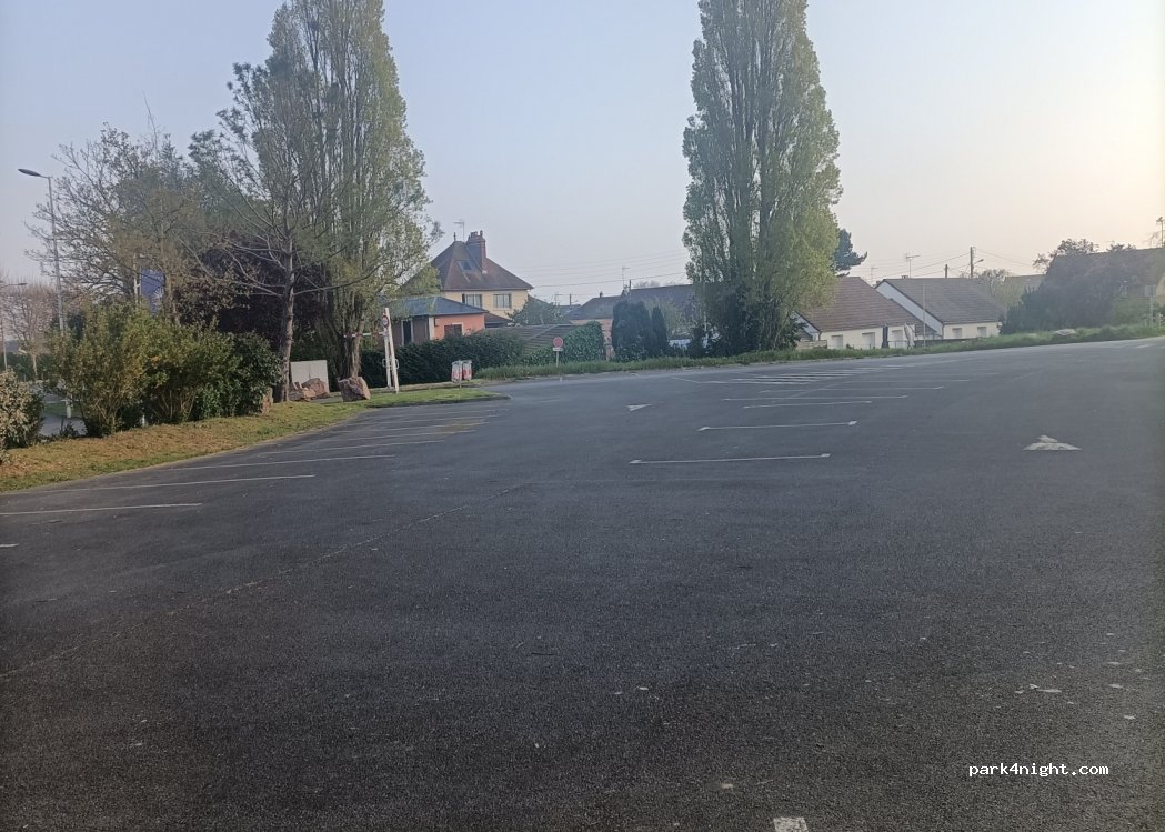 (14390) Cabourg - 1 Avenue de l'Hippodrome — foto