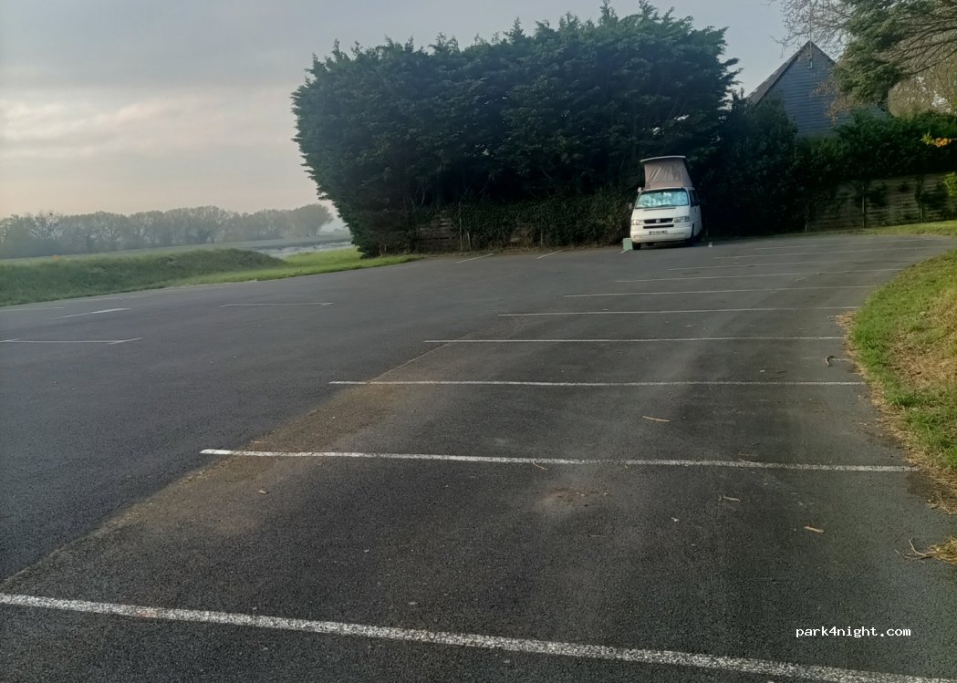 (14390) Cabourg - 1 Avenue de l'Hippodrome — foto 2