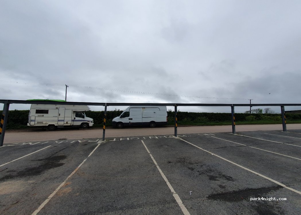 (EX33 2DX) Braunton - Unnamed Road — foto 2