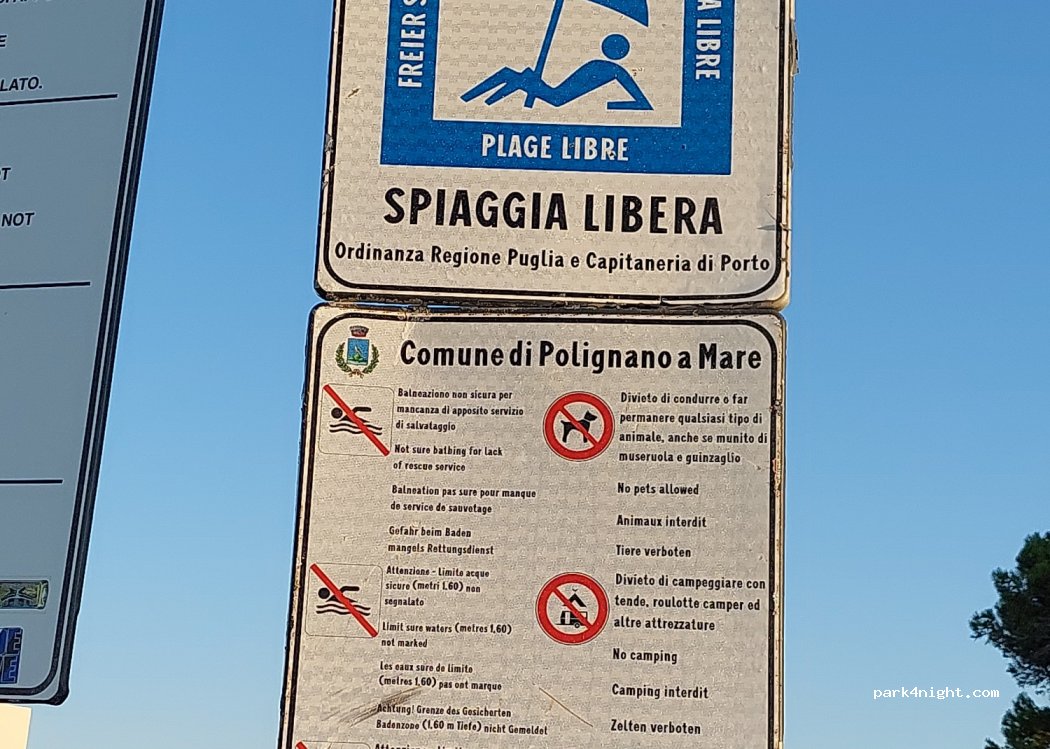 (70044) Polignano - Unnamed Road — foto