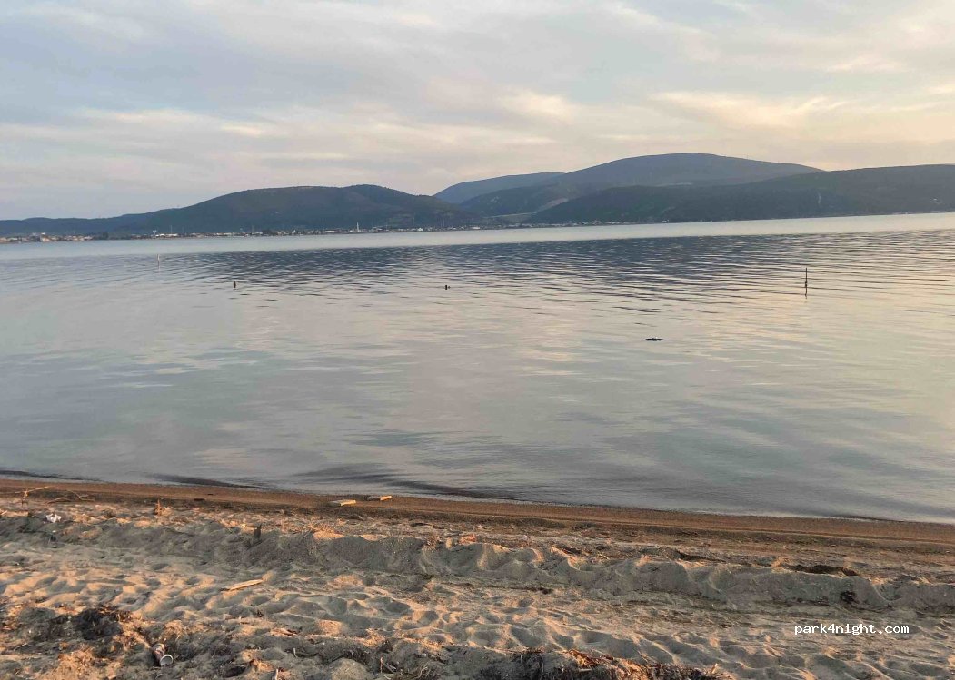 Nuri'nin Yeri Urla — foto
