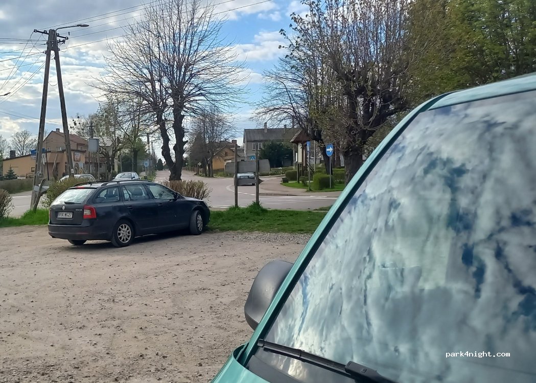 (16-120) Krynki - 8 Plac Jagielloński — foto 2
