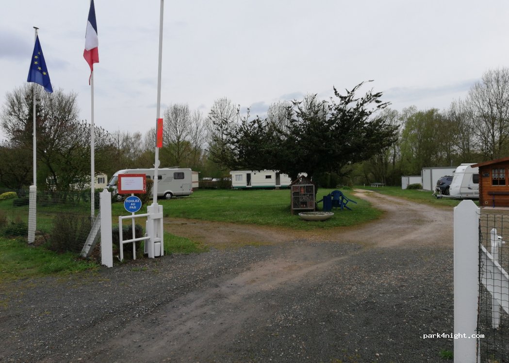 Camping municipal de Grandpré — foto