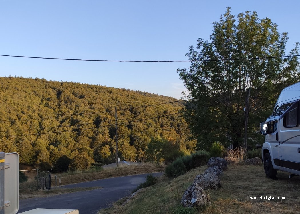 (48220) Pont-de-Montvert-Sud-Mont-Lozère - Masmejean — foto 2
