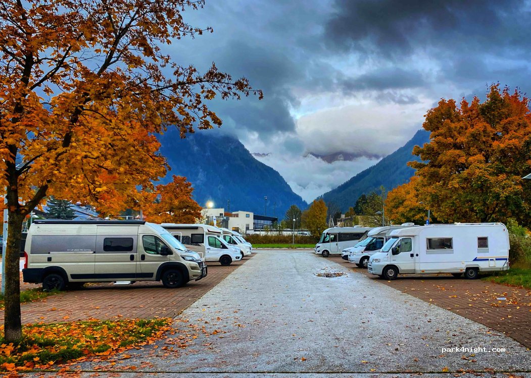 (39049) Sterzing - Unterführung Brennerstraße - Sportzone — foto