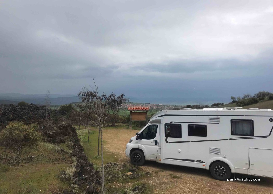 (45170) Kula - Unnamed Road — foto