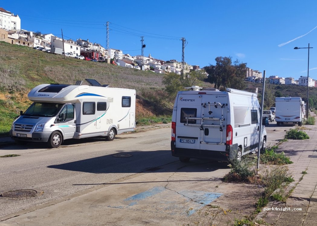 (29400) Ronda - 8 Avenida de Juan Pablo II — foto