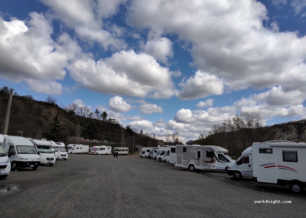 (29022) Bobbio - Area Camper Bobbio — foto 3