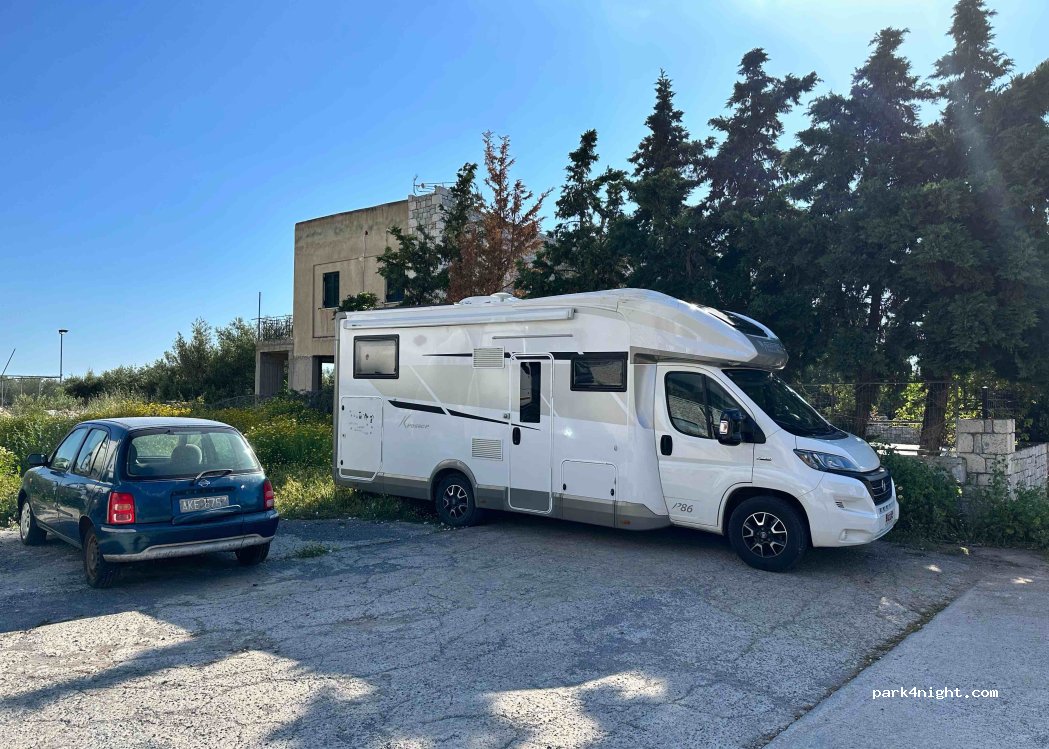 (230 62) Pirgos Dirou - Unnamed Road — foto