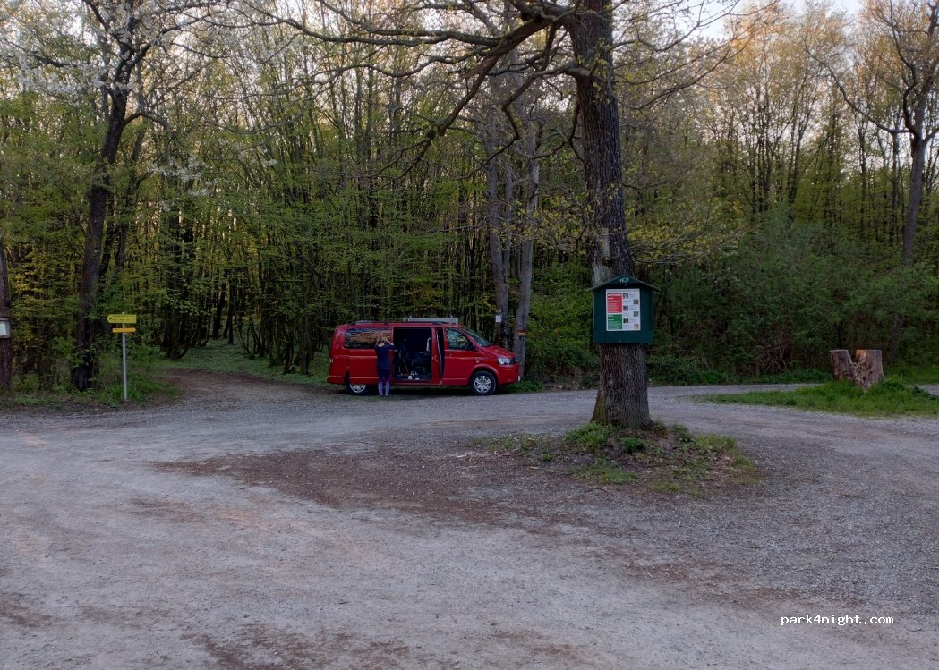 (2451) Hof am Leithaberge - — foto