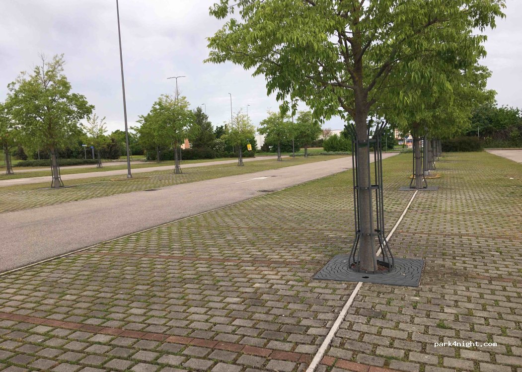 (47122) Forlì - Piazzale della Cooperazione — foto