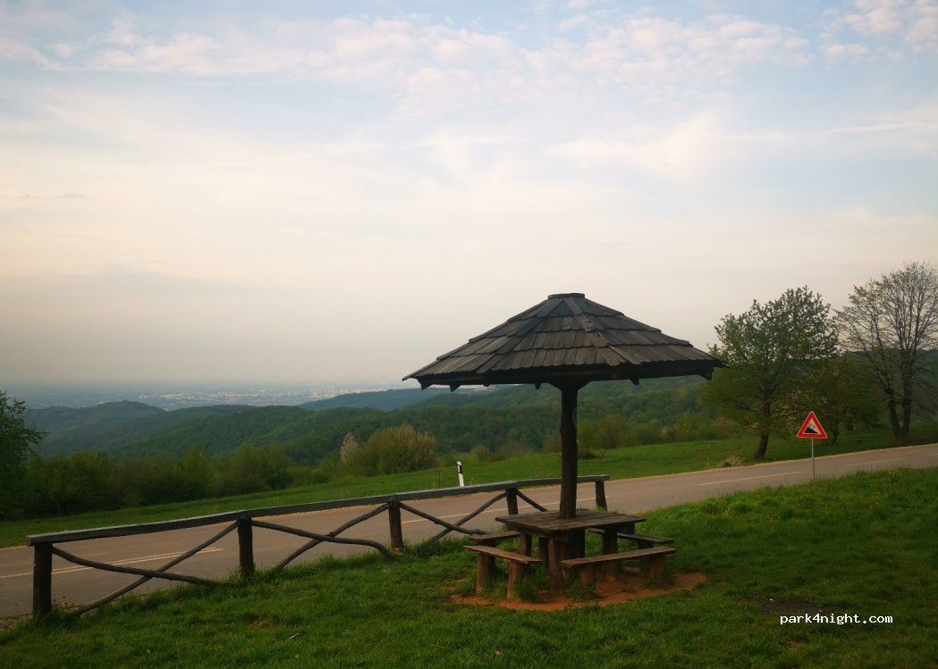 (21208) Čerević - Unnamed Road — foto