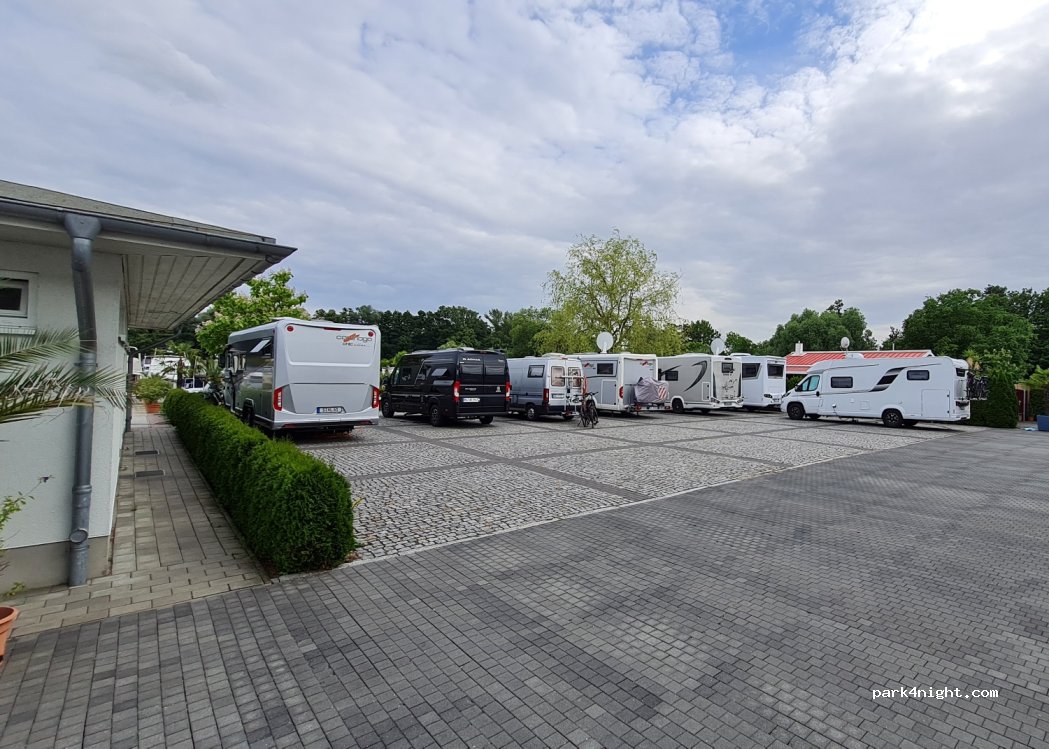 (14776) Brandenburg an der Havel - 32 Krakauer Landstraße — foto 2