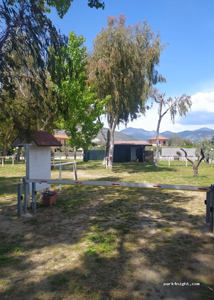 Sosta Camper il pomodoro — foto 2
