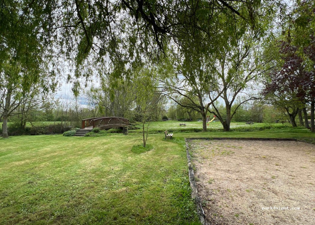 (36210) Menetou-sur-Nahon - 5 D52 — foto