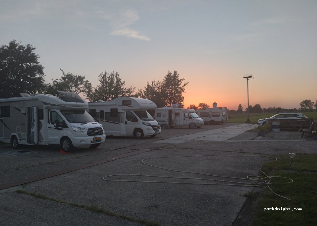 Camperplaats Nieuw Vogelenzang — foto