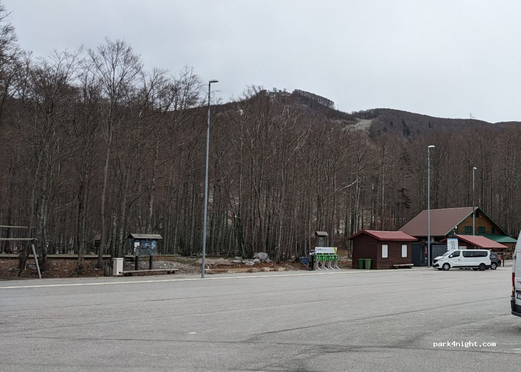 (51218) Soboli - Unnamed Road — foto