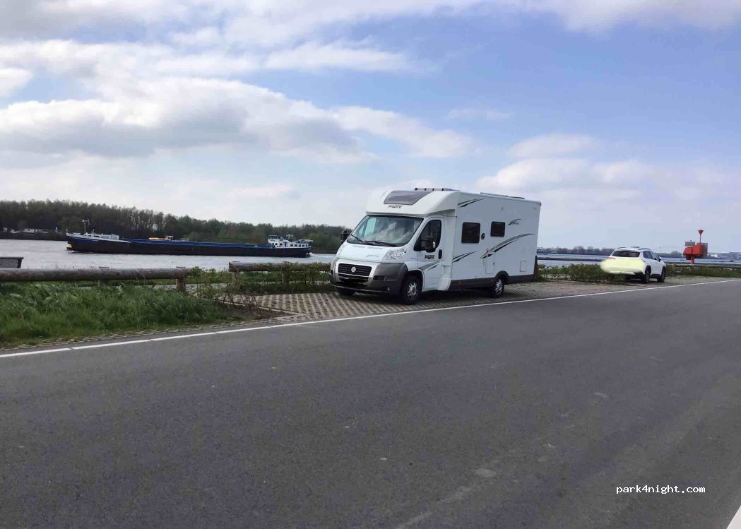 (3351 LB) Papendrecht - 11 Industrieweg — foto 2