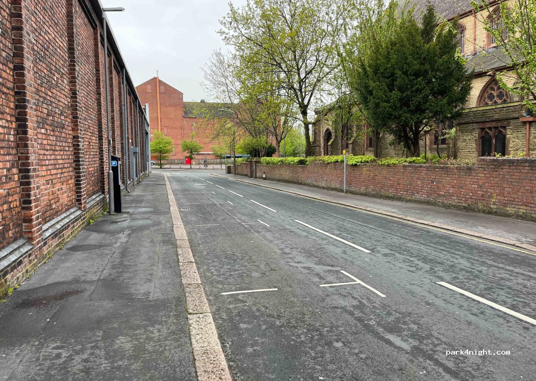 (WA10 1LX) Saint Helens - Parade St — foto